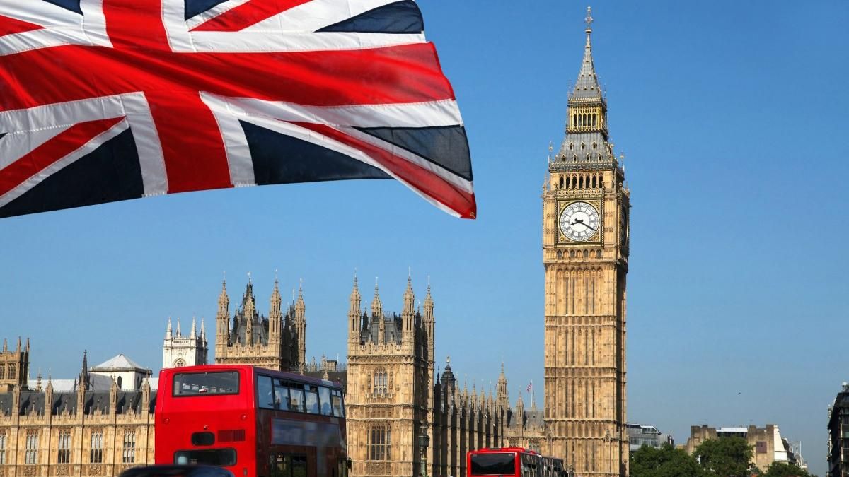 Парламент Британії вперше за 37 років збереться в суботу через  Brexit