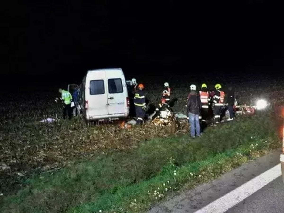 В Чехії перекинувся автобус із українцями: що відомо – фото