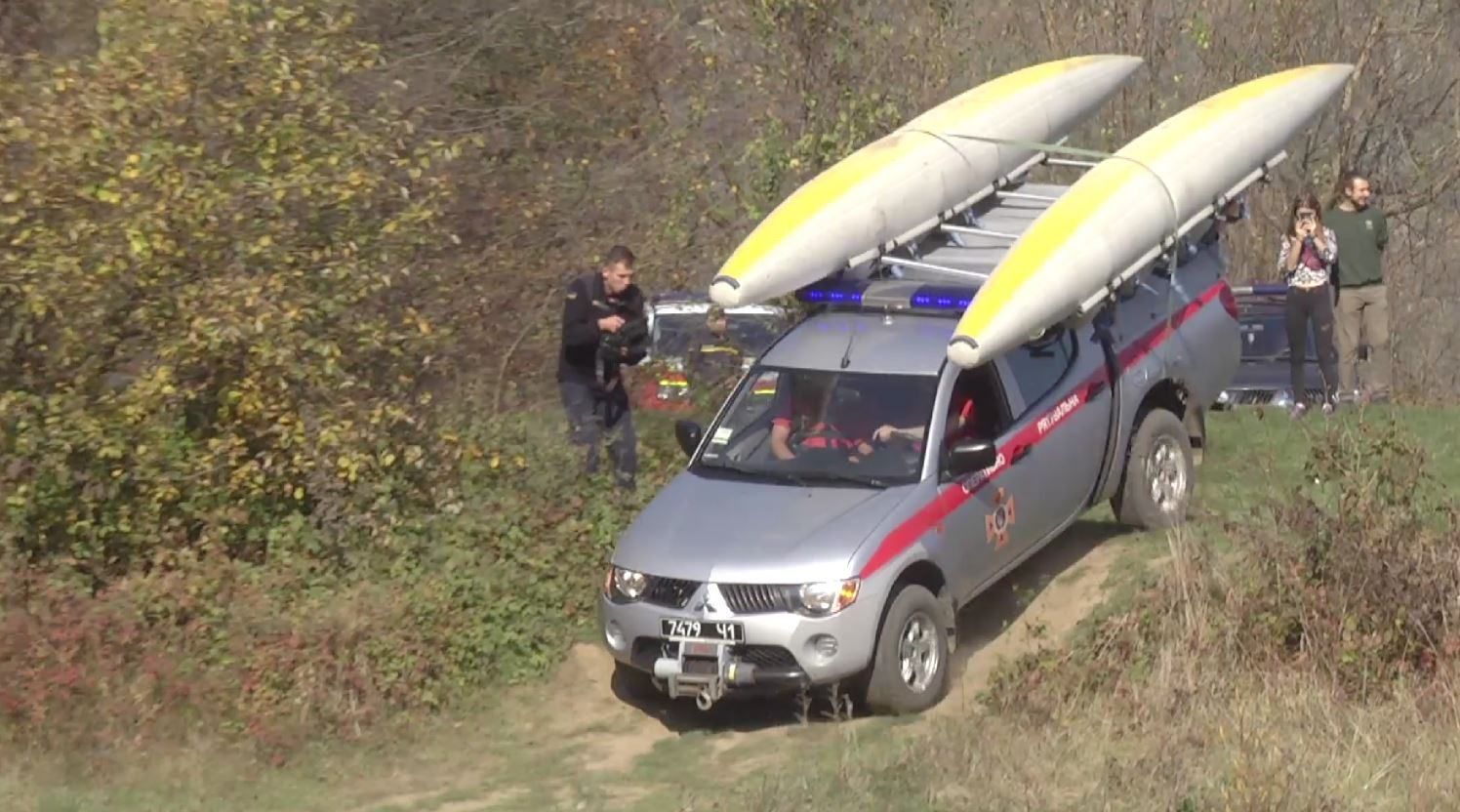 Львівські рятувальники провели навчання і показали, як рятують людей: фото Львівські рятувальники провели навчання і показали, як рятують людей: фото