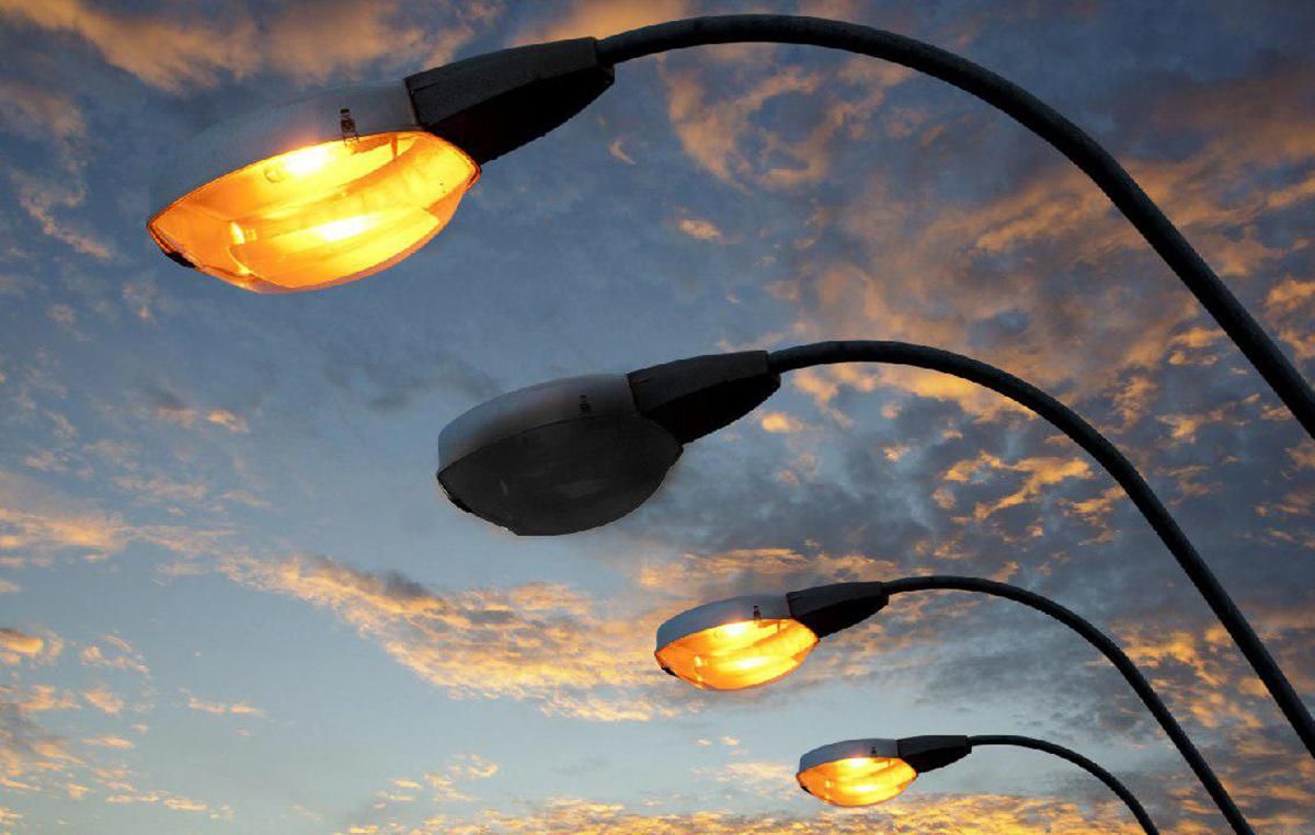 Україна наклала мито на імпорт електроенергії з Росії Україна наклала мито на імпорт електроенергії з Росії