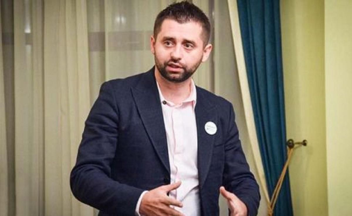 Арахамия и Дубинский пройдут две проверки на полиграфе Арахамия и Дубинский пройдут две проверки на полиграфе