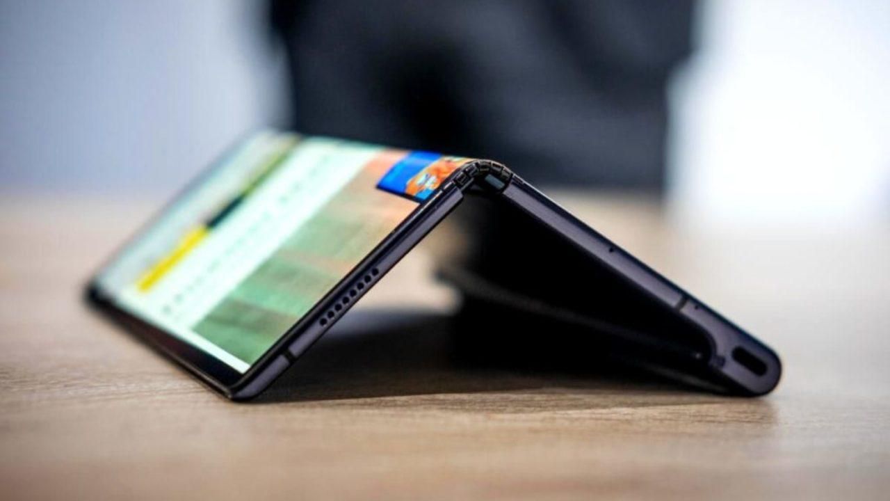 Huawei Mate X: перший гнучкий смартфон компанії офіційно надійшов у продаж – ціна