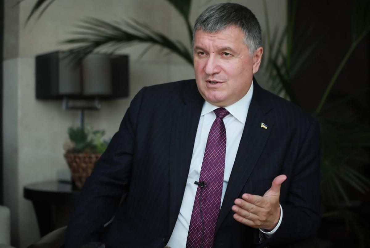 Аваков пообещал ежеквартально отчитываться о расследовании преступлений против журналистов Аваков пообещал ежеквартально отчитываться о расследовании преступлений против журналистов