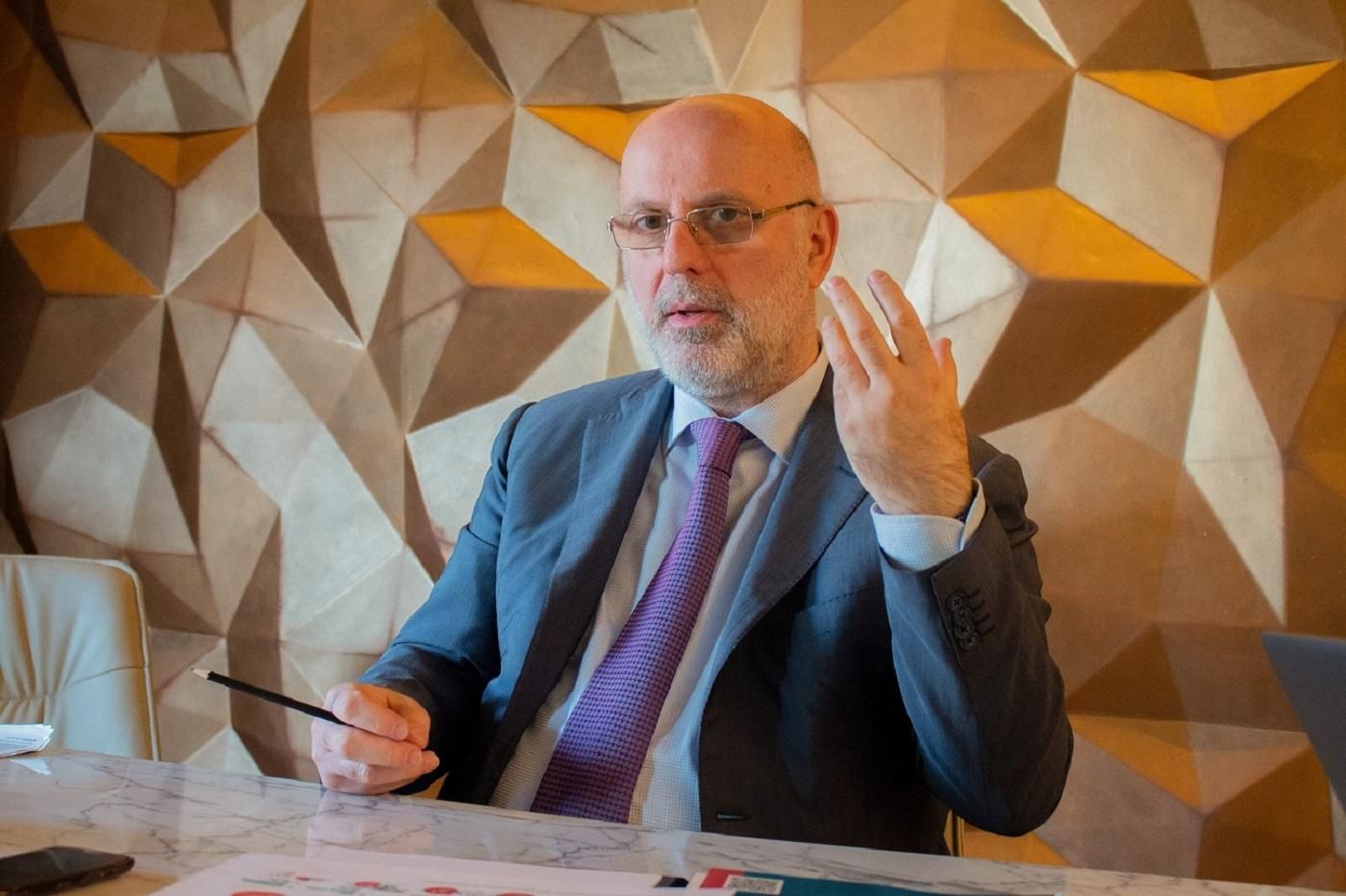 Чому Україна, на відміну від Грузії, не може подолати корупцію, – експосол Катамадзе Чому Україна, на відміну від Грузії, не може подолати корупцію, – експосол Катамадзе