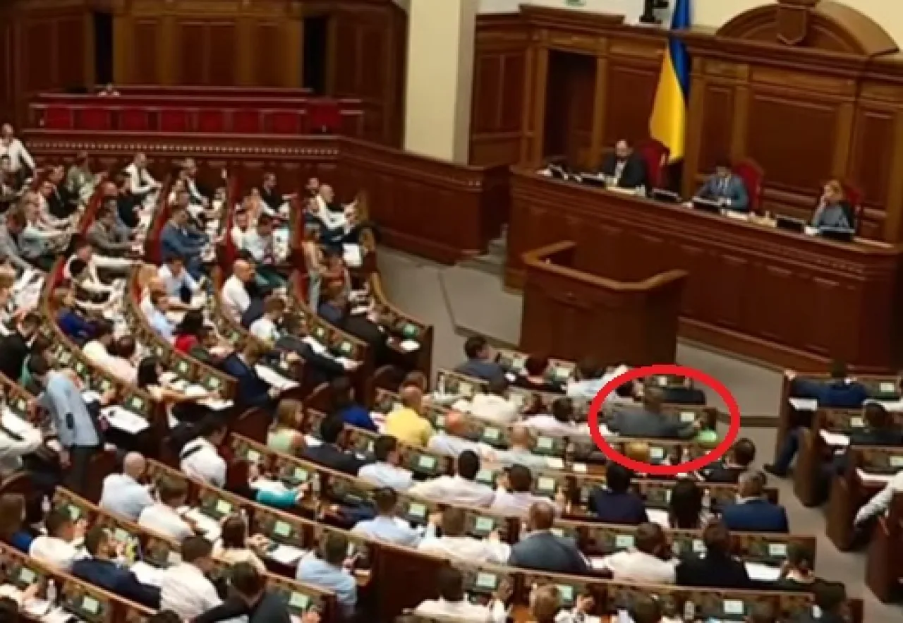 кнопкодави слуги народу кнопкодави слуги народу