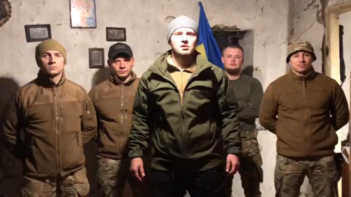 Добровольцы из Золотого: Зеленский отдал приказ выбросить нас Добровольцы из Золотого: Зеленский отдал приказ выбросить нас