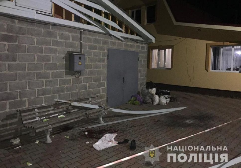 Хотів підірвати гранатою сім’ю: під Києвом пролунав вибух – фото 18+ Хотів підірвати гранатою сім’ю: під Києвом пролунав вибух – фото 18+