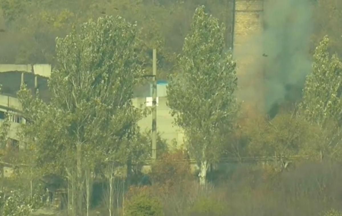 В окупованому Донецьку підірвали вишку мобільного оператора: відео В окупованому Донецьку підірвали вишку мобільного оператора: відео