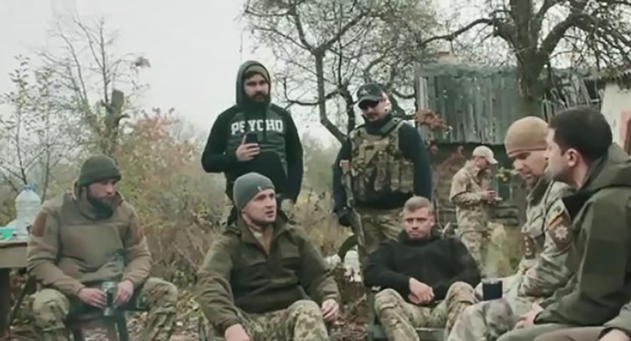 Дамо відсіч, – Ветеран "Азова" про можливе силове вигнання із Золотого Дамо відсіч, – Ветеран "Азова" про можливе силове вигнання із Золотого