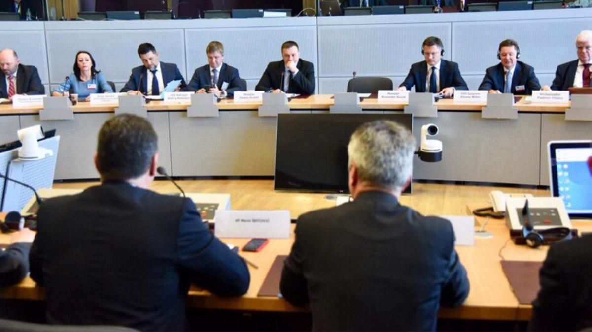 Переговори щодо транзиту газу через Україну – на що готова Росія Переговори щодо транзиту газу через Україну – на що готова Росія