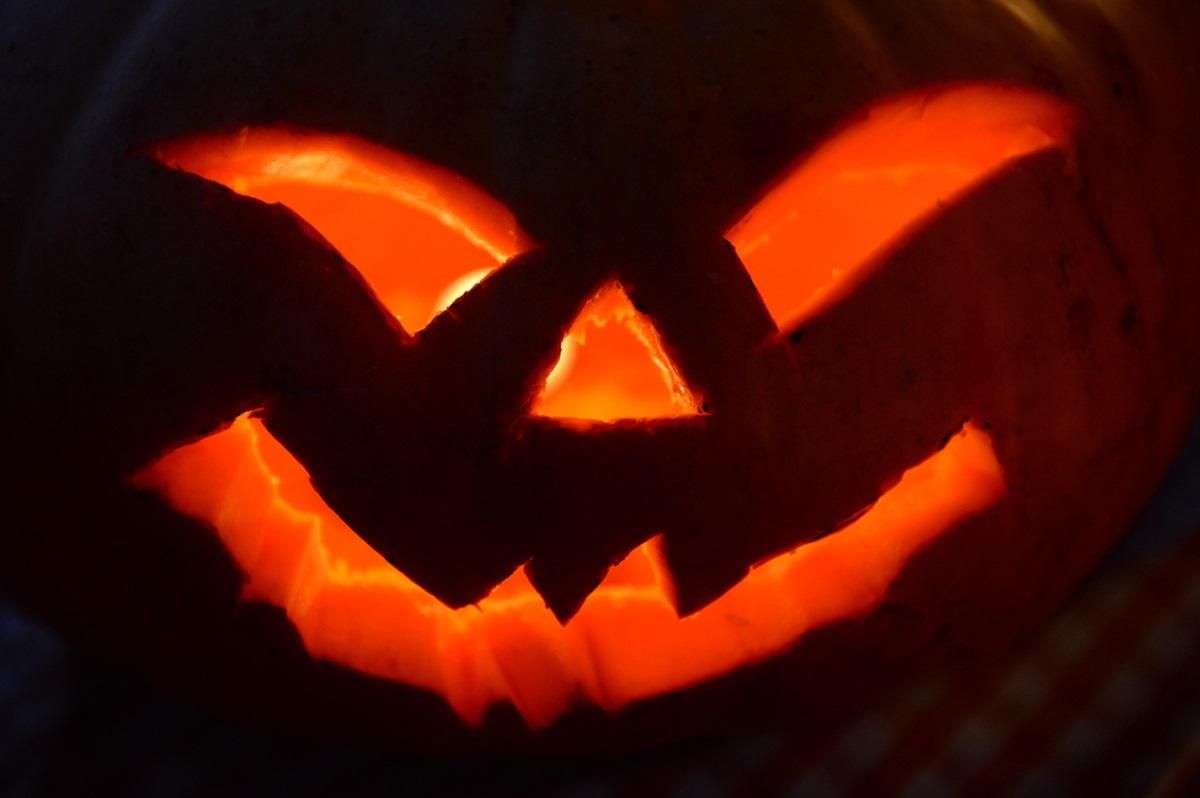 Хэллоуин 2019: NASA показало фото Солнца Хэллоуин 2019: NASA показало фото Солнца