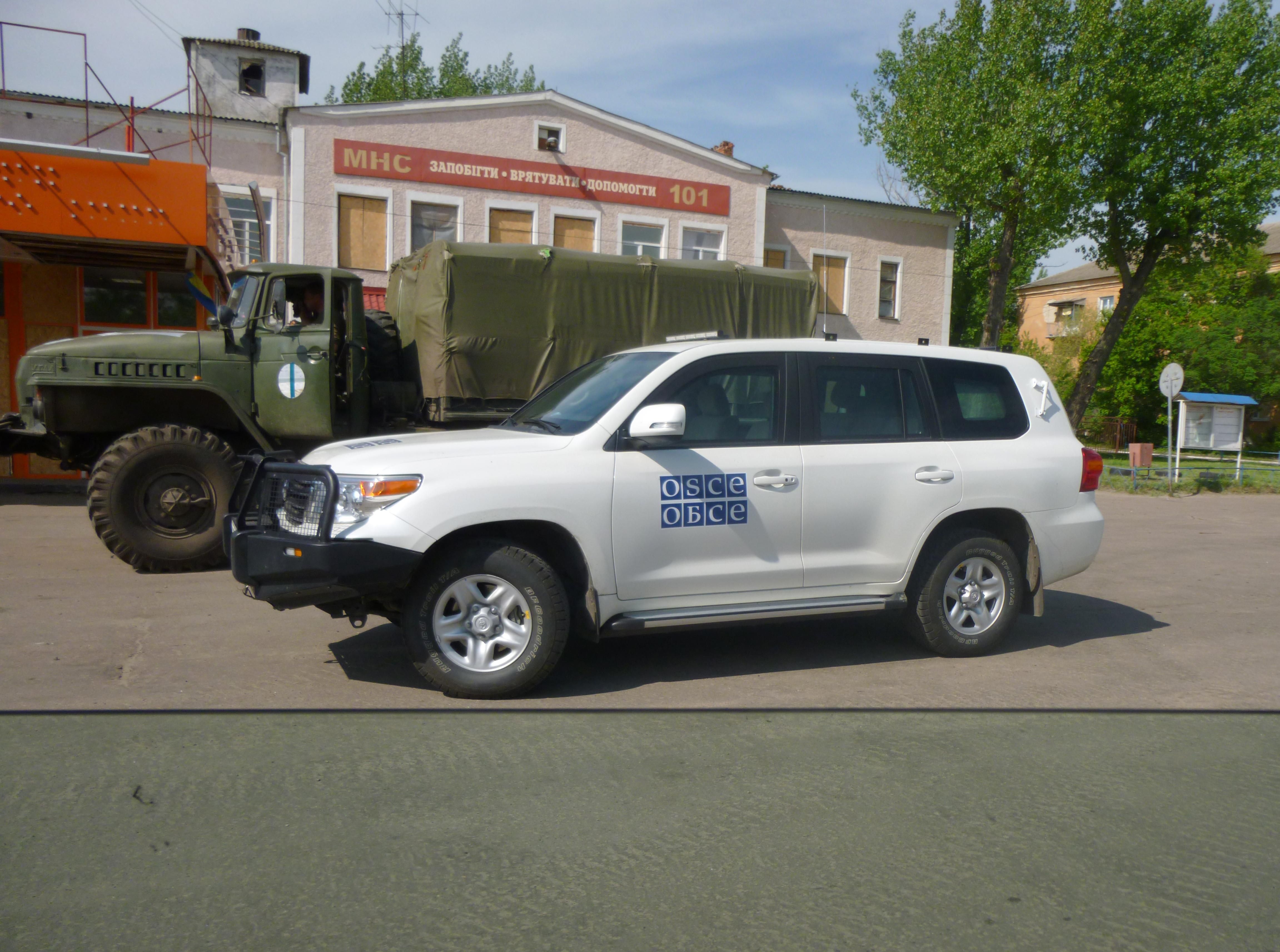 Розведення військ: ОБСЄ зафіксувала обстріли неподалік Петрівського Розведення військ: ОБСЄ зафіксувала обстріли неподалік Петрівського