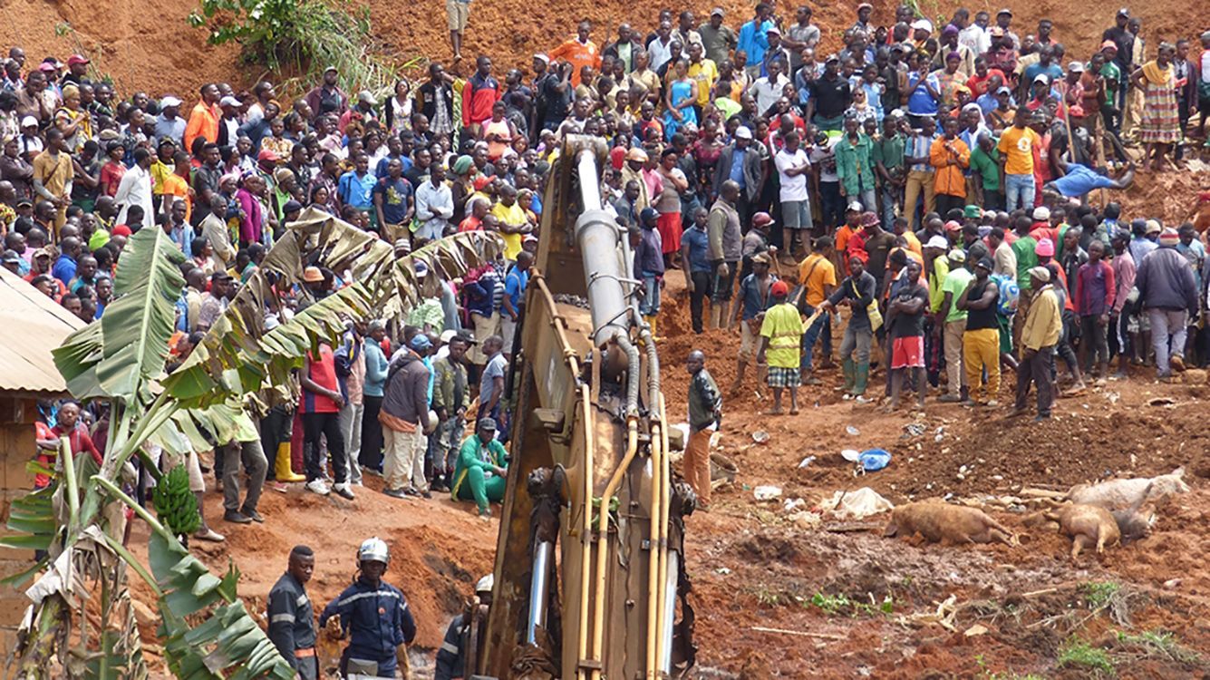 Мощный оползень в Камеруне: более 40 погибших, среди них – много детей