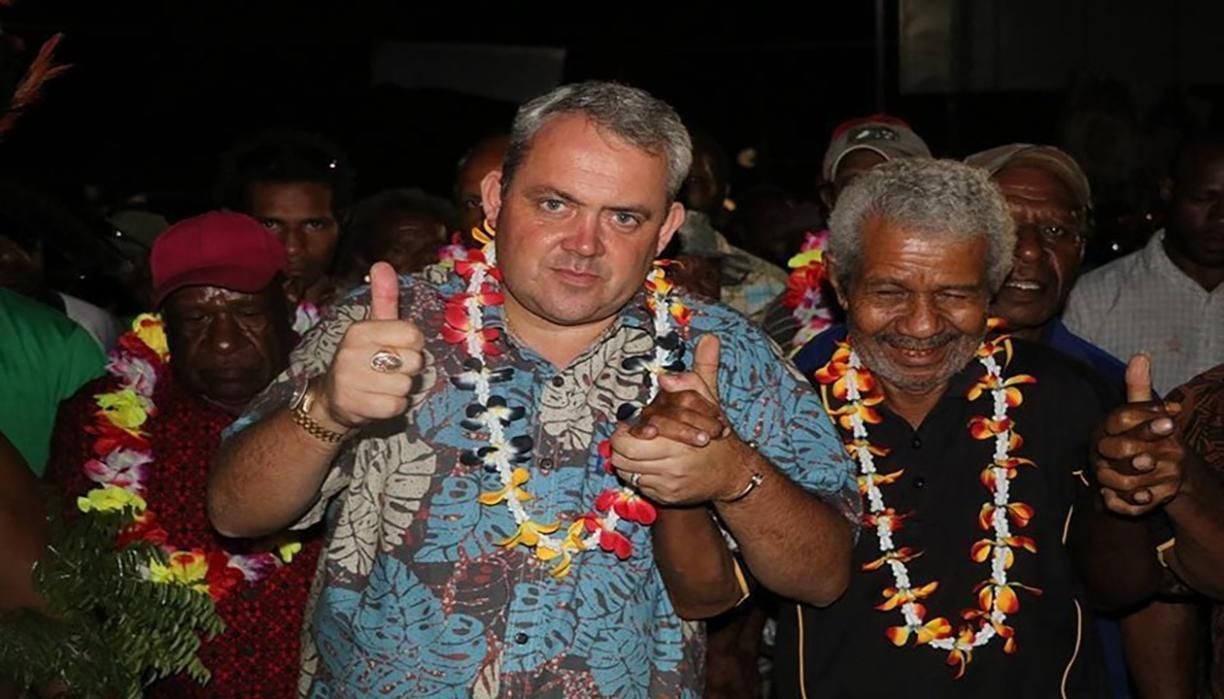 Hеобычный папуас с украинскими корнями Hеобычный папуас с украинскими корнями