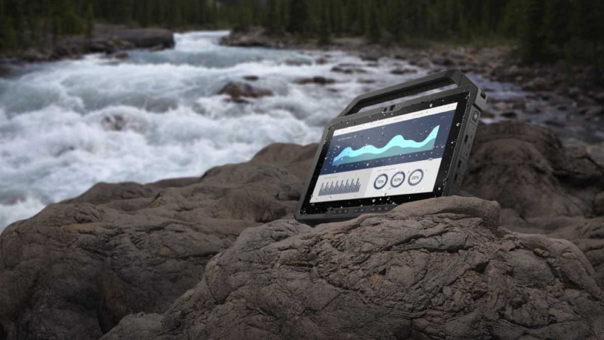 Dell анонсувала тонкий та надпотужний планшет Latitude 7220 Rugged Extreme: деталі Dell анонсувала тонкий та надпотужний планшет Latitude 7220 Rugged Extreme: деталі