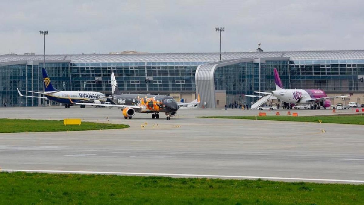 Львов готов поддержать передачу аэропорта из Государственной в коммунальную собственность Львов готов поддержать передачу аэропорта из Государственной в коммунальную собственность