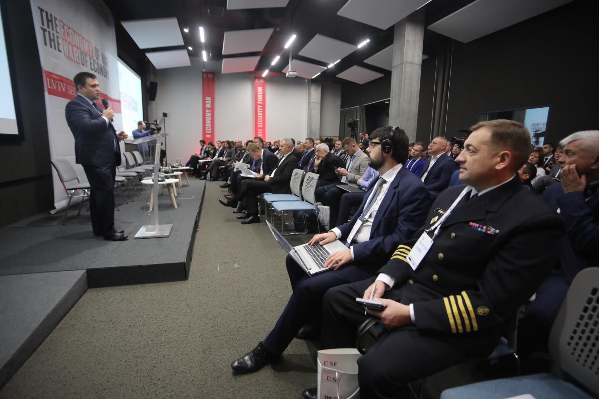 Що впливає на безпеку України: У Львові відбувся Безпековий форум Що впливає на безпеку України: У Львові відбувся Безпековий форум