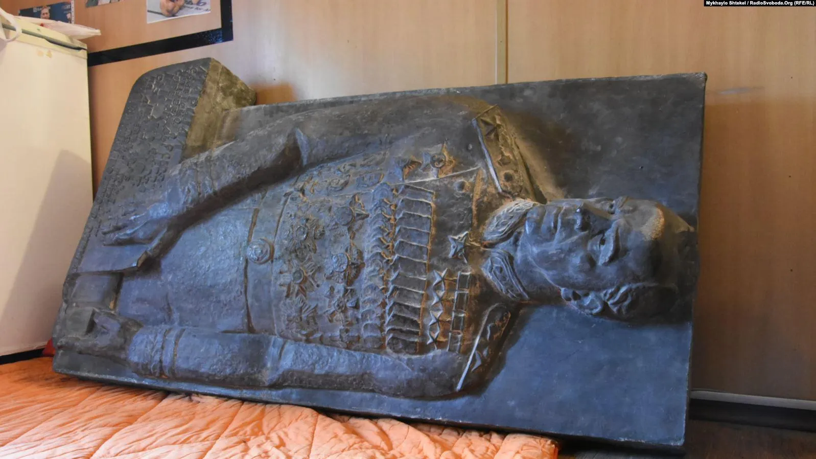 жуков одеса барельєф жуков одеса барельєф