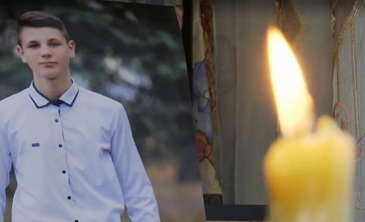 Протесты из-за загадочной смерти подростка в Прилуках: все, что известно – фото, видео Протесты из-за загадочной смерти подростка в Прилуках: все, что известно – фото, видео