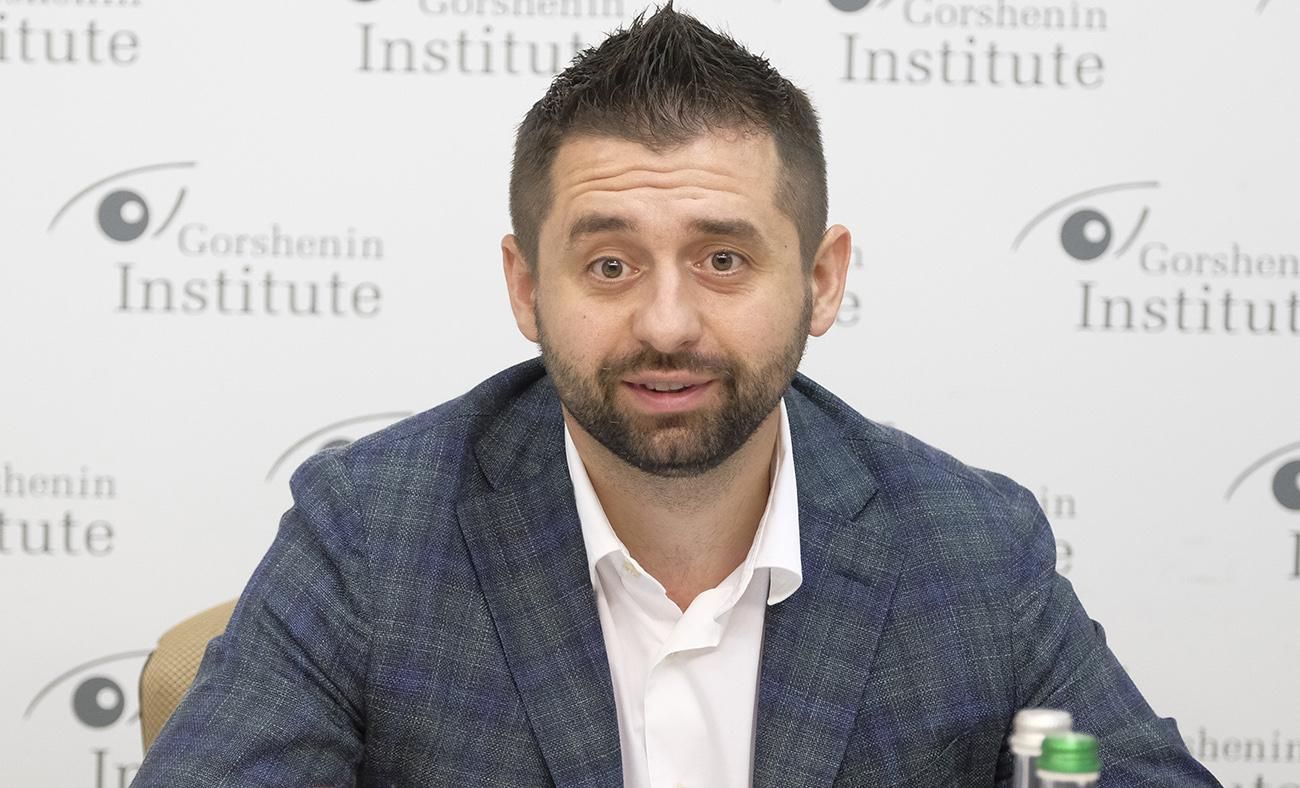 В Золотом пройдет выездное заседание комитета по нацбезопасности, – Арахамия В Золотом пройдет выездное заседание комитета по нацбезопасности, – Арахамия