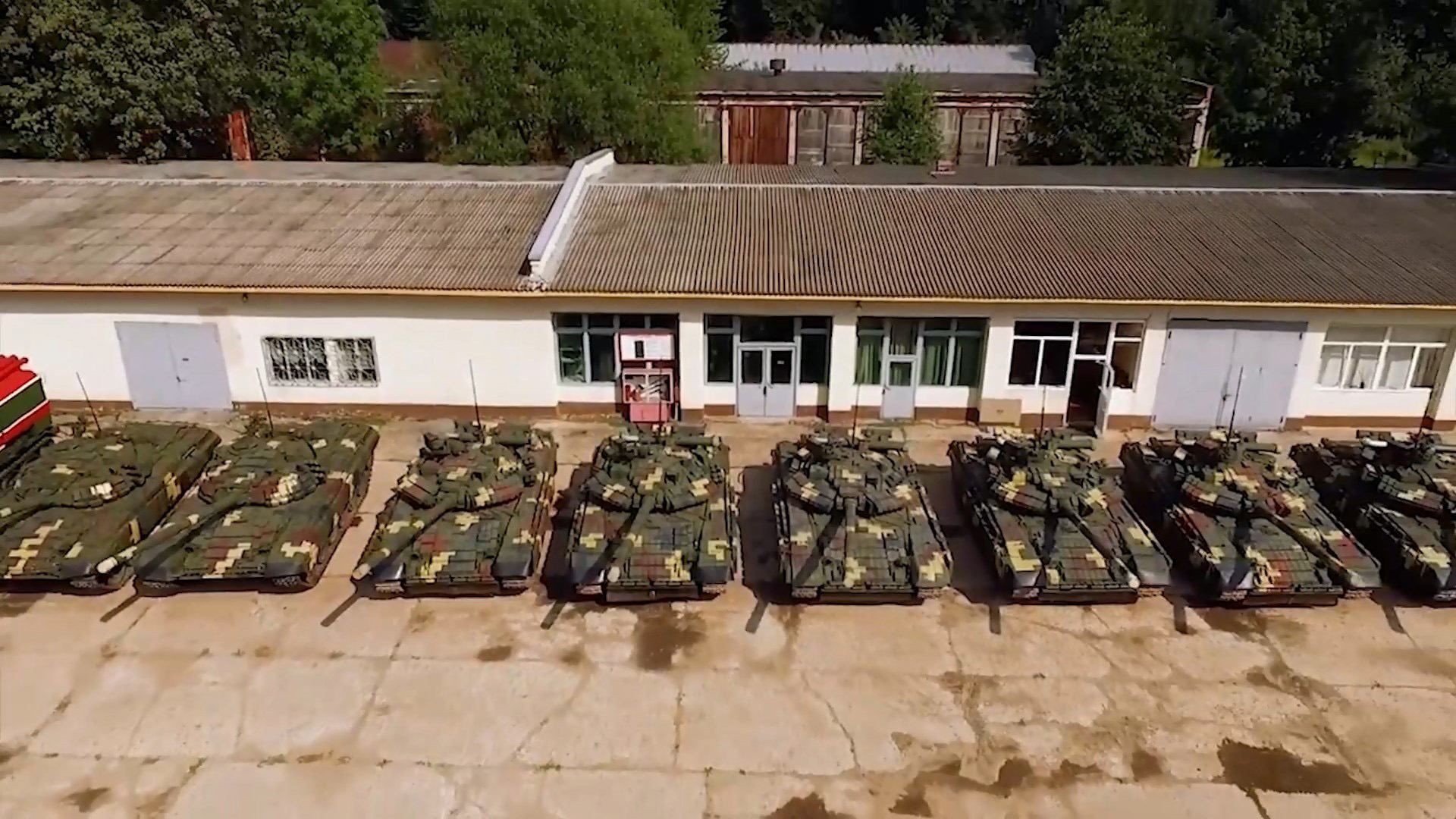 Техніка війни: "Укроборонпром" передав зброю ЗСУ. Навіщо США радянські БТР Техніка війни: "Укроборонпром" передав зброю ЗСУ. Навіщо США радянські БТР