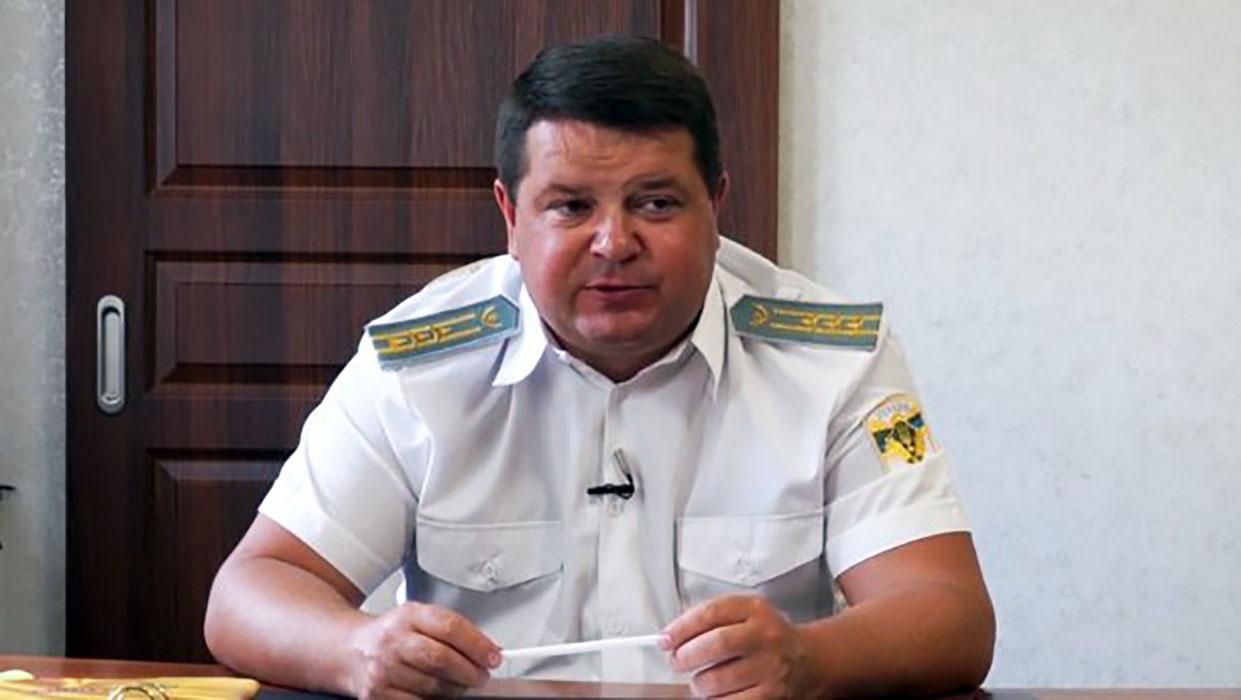 Директора лісгоспу, який пропонував 100 тисяч доларів детективу НАБУ заарештували Директора лісгоспу, який пропонував 100 тисяч доларів детективу НАБУ заарештували