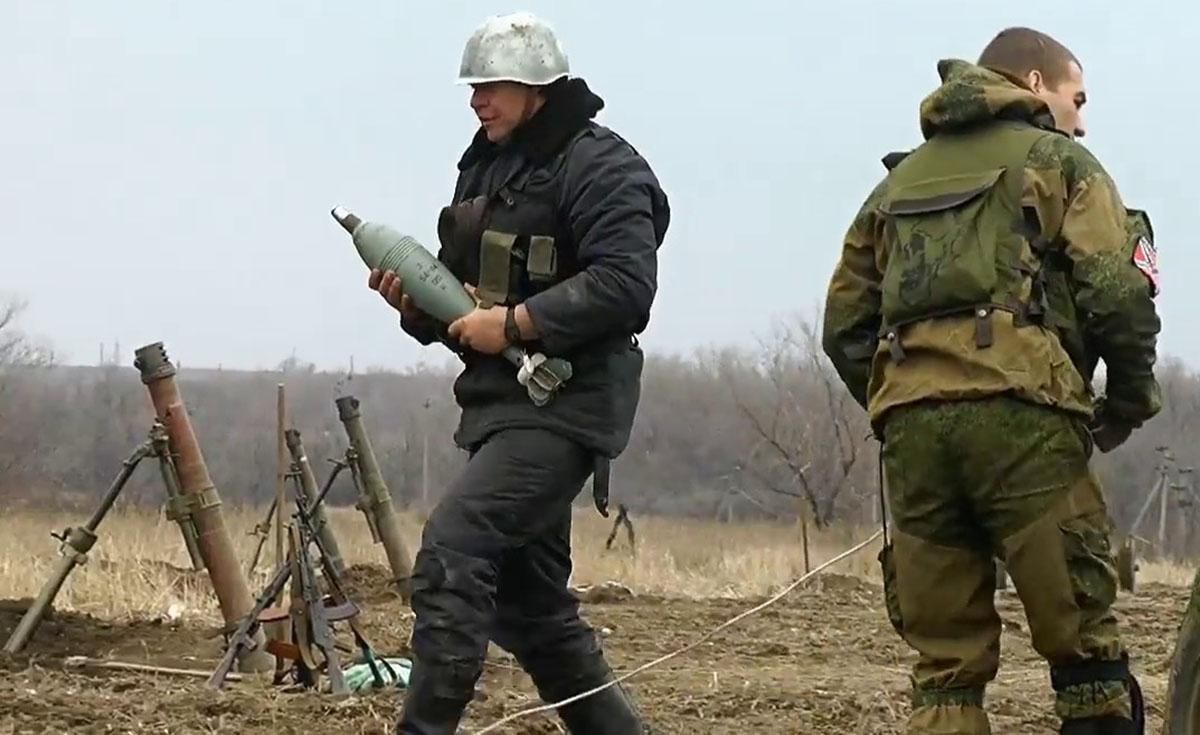 Боевики устроили обстрел из запрещенных минометов на Донбассе: 2 бойца ООС получили ранения