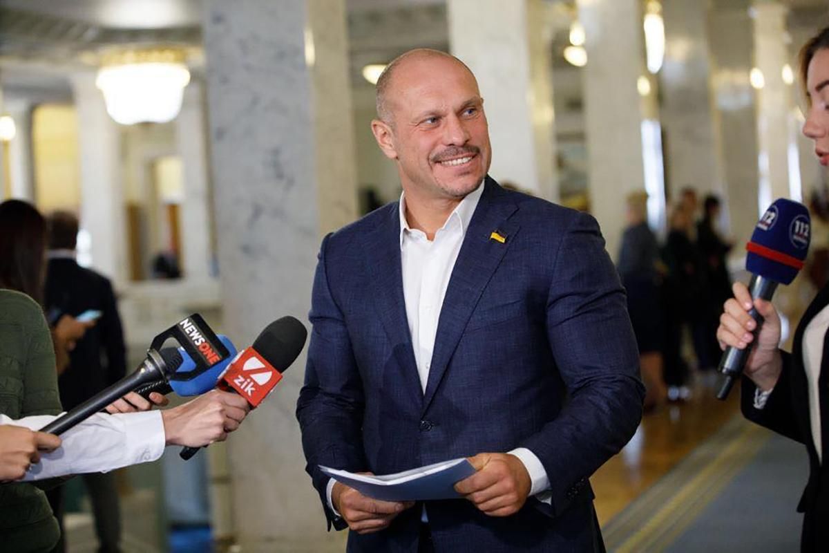 Я тебе голову отрежу, – Кива с угрозами снова попал в скандал – видео Я тебе голову отрежу, – Кива с угрозами снова попал в скандал – видео