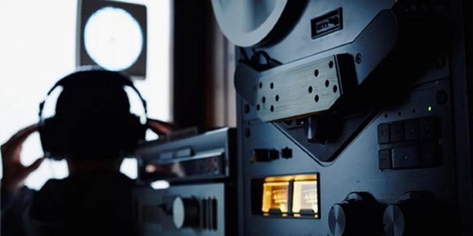 Осторожно, вас подслушивают: работники СБУ за деньги "сливали" телефонные разговоры