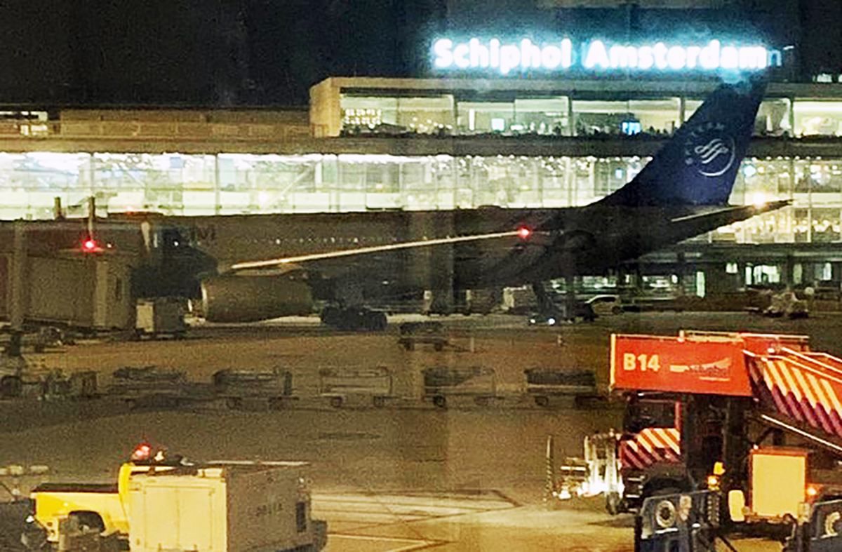 В аеропорту Амстердама спробували захопити літак: тривога виявилась хибною