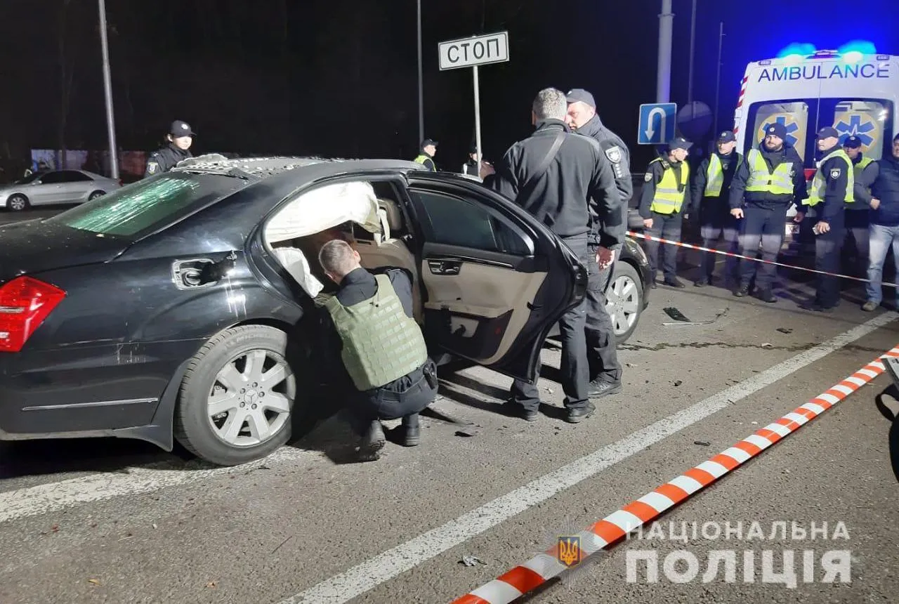  Вибух Київ автомобіль Харківське шосе мотоцикліст кинув вибухівку