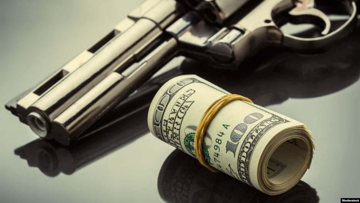 "Привет из 90-х": почему власть должна остановить поставки нелегального оружия "Привет из 90-х": почему власть должна остановить поставки нелегального оружия