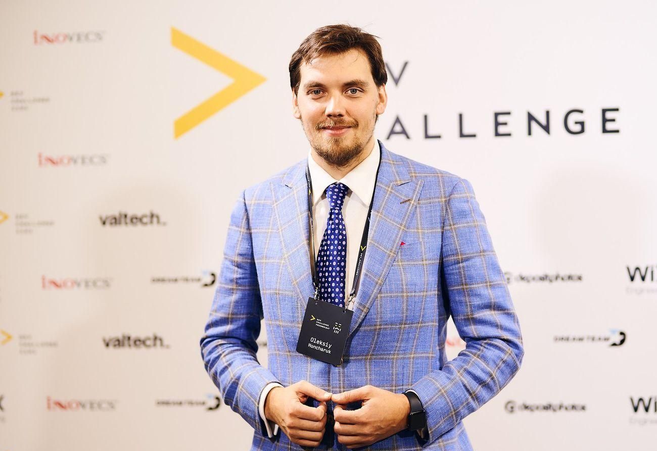 Уряд віддасть Центренерго у приватні руки Уряд віддасть Центренерго у приватні руки