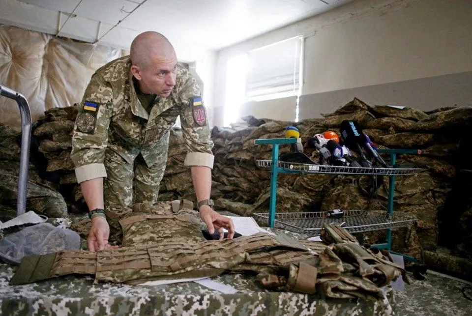 Неякісні бронежилета Корсар фото Неякісні бронежилета Корсар фото