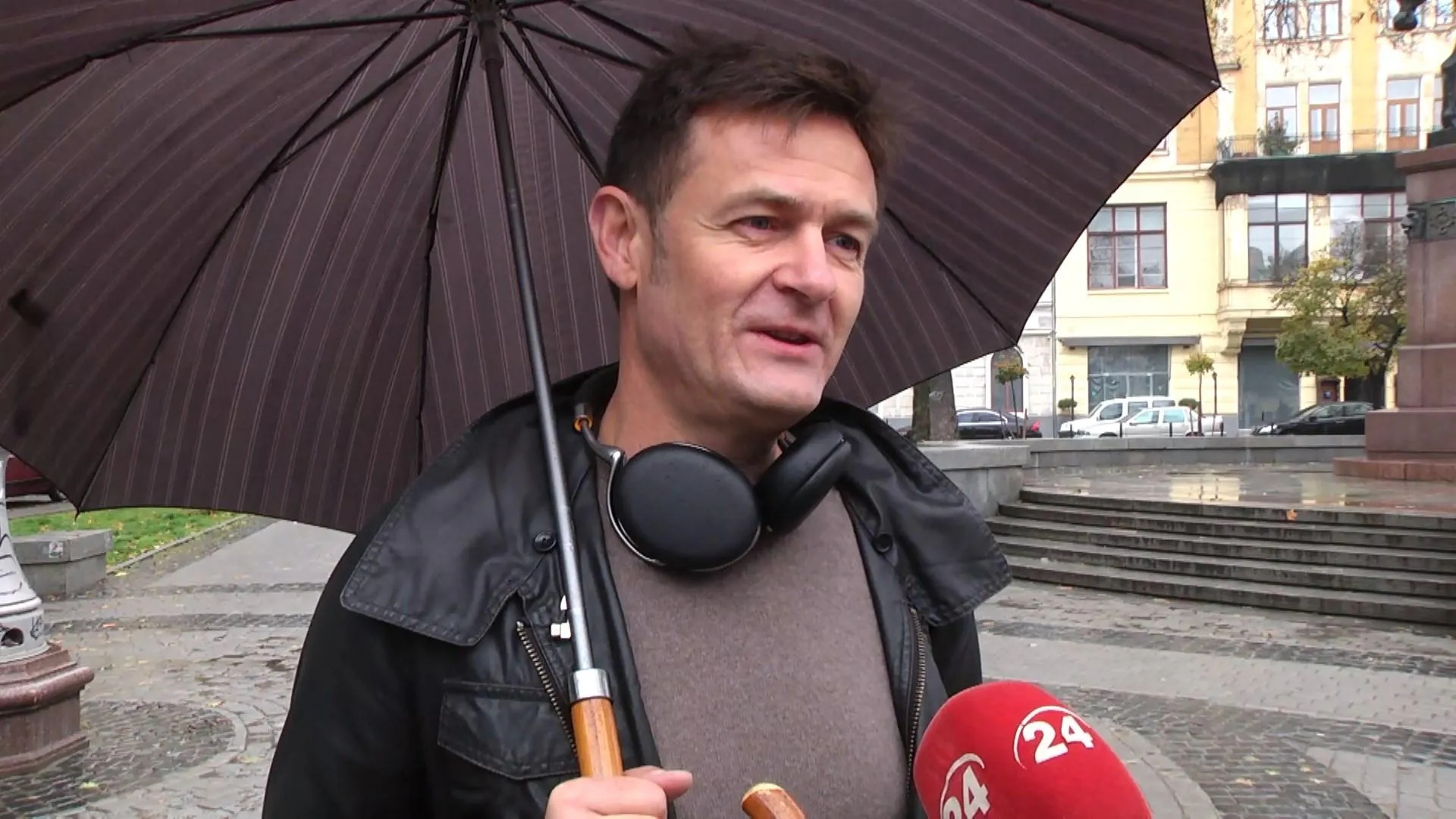 Француз П'єр-Ів Тесьє Француз П'єр-Ів Тесьє