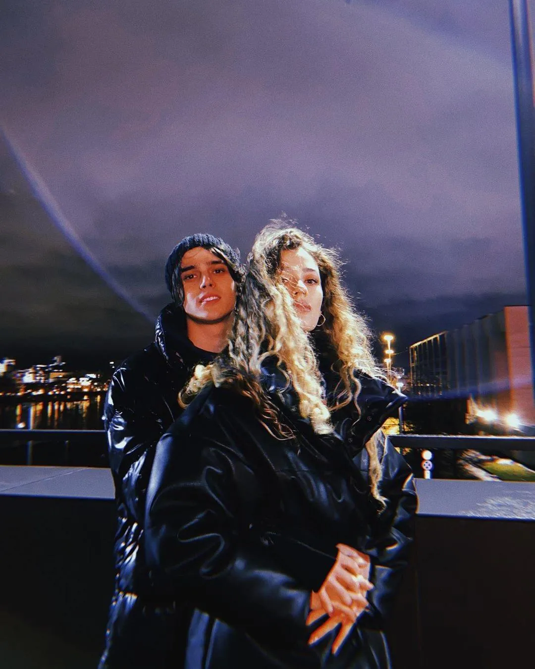 Романтичні фото ALEKSEEV та його обраниці Романтичні фото ALEKSEEV та його обраниці