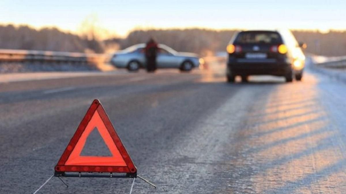 Внаслідок ДТП на Київщині загинуло 4 людей, з них 2 дітей Внаслідок ДТП на Київщині загинуло 4 людей, з них 2 дітей