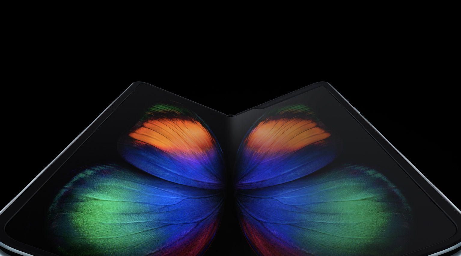 Цифра дня: усю партію гнучкого смартфона Galaxy Fold розкупили за 5 хвилин