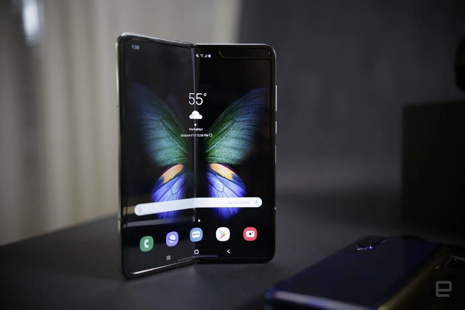 Samsung Galaxy Fold 