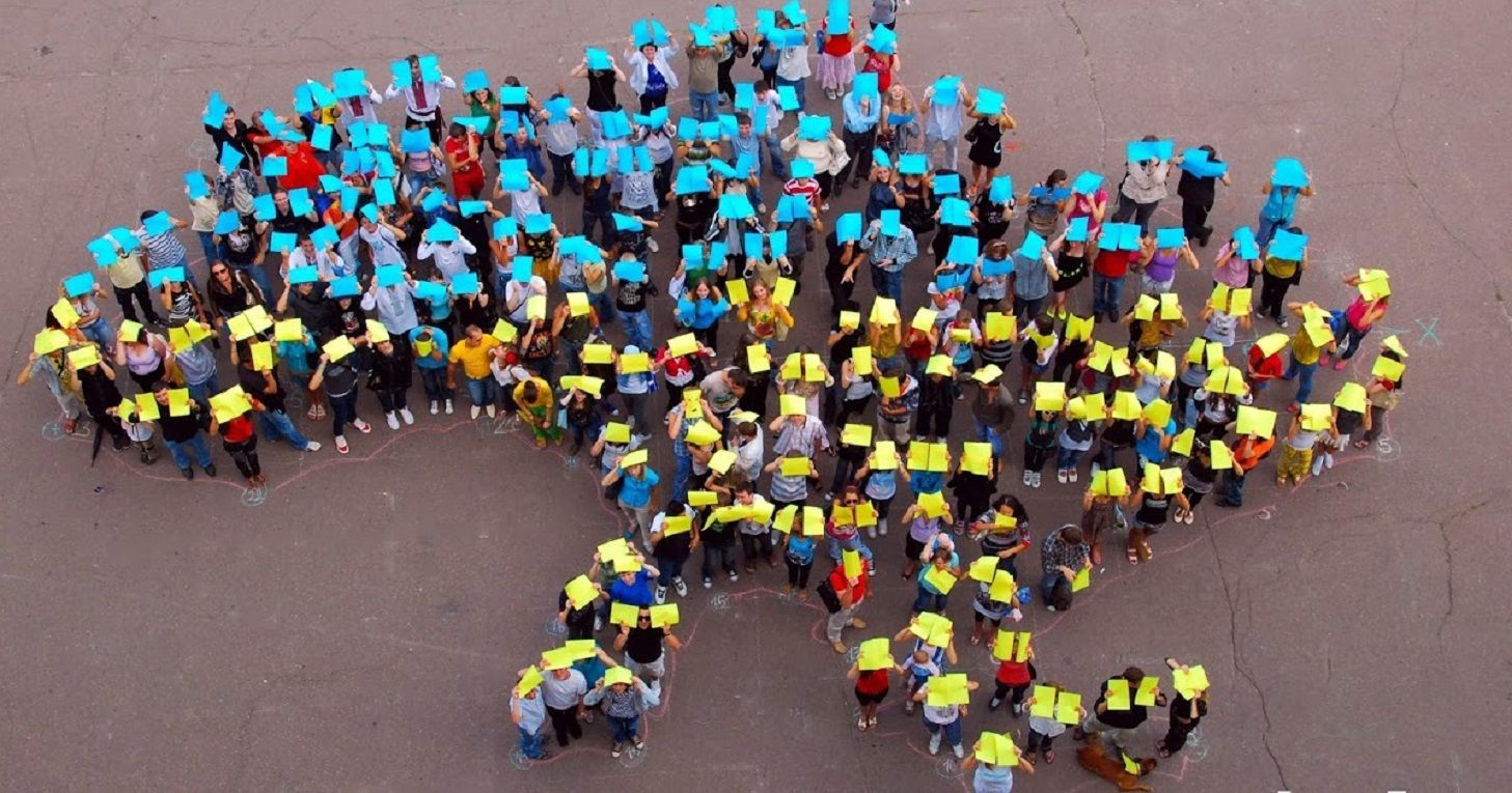 Українці втрачають довіру до теперішньої влади: результати соцопитування Українці втрачають довіру до теперішньої влади: результати соцопитування