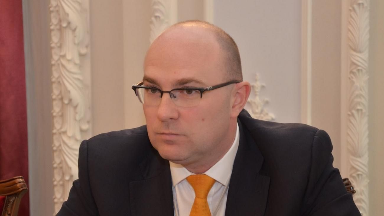 8 ноября произошло нападение на семью и ограбление дома адвоката 8 ноября произошло нападение на семью и ограбление дома адвоката