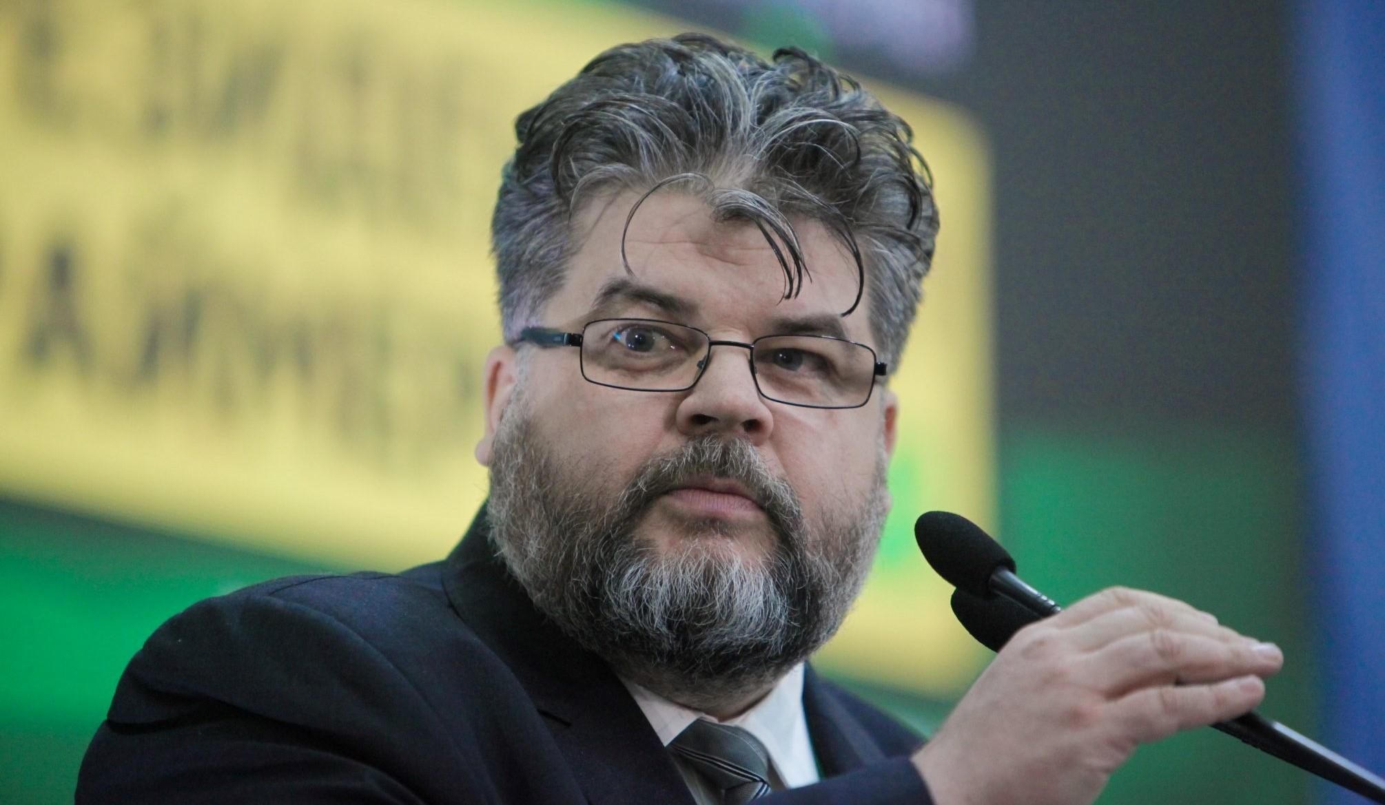 Это следствие турборежима, – Арахамия пошутил о скандале с Яременко Это следствие турборежима, – Арахамия пошутил о скандале с Яременко