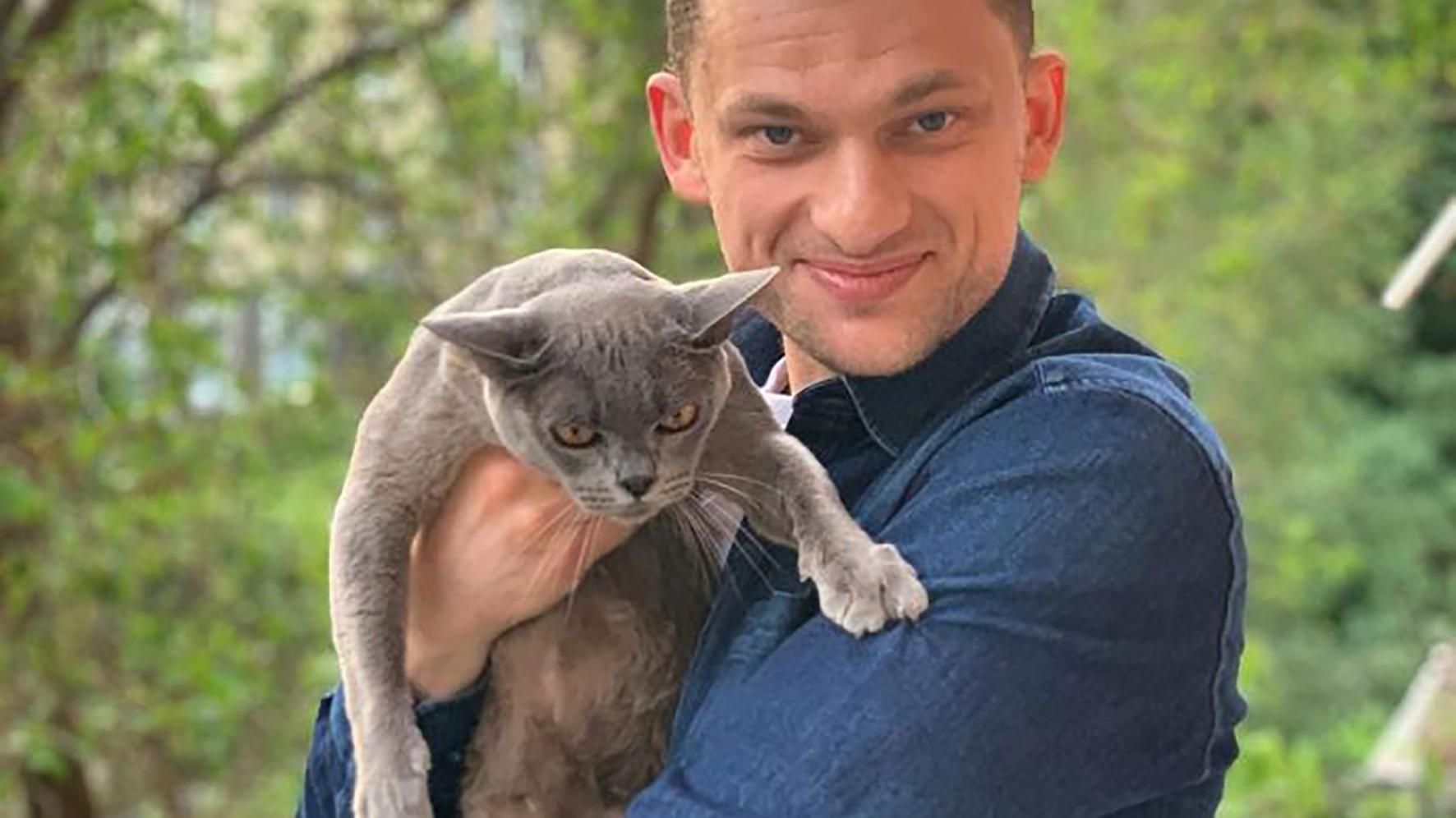 Из-за работы в Кабмине Дубилет был вынужден отдать кота другу Из-за работы в Кабмине Дубилет был вынужден отдать кота другу