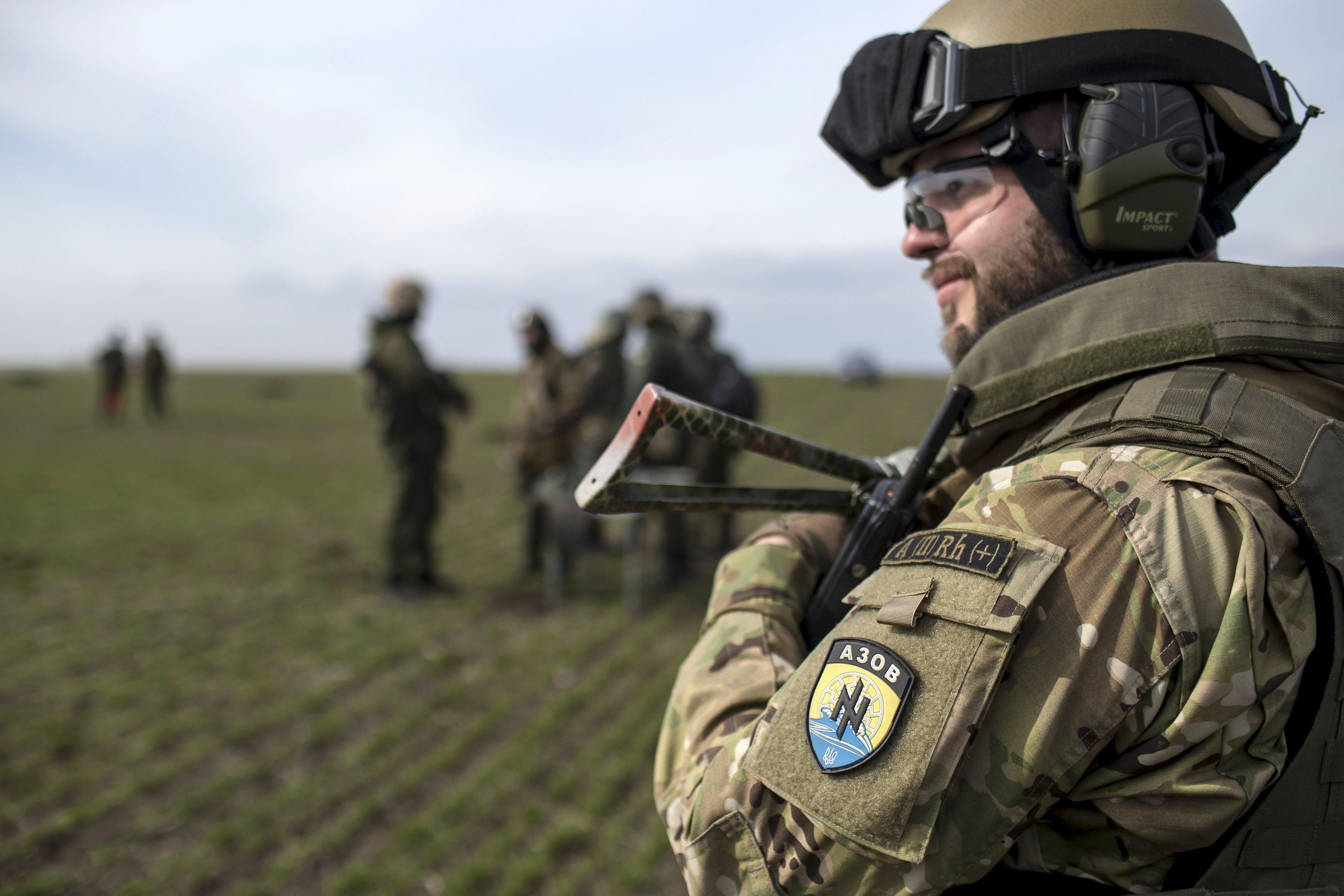 Це великий успіх росіян, або чому полк "Азов" догрався - 12 листопада 2019 - 24 Канал