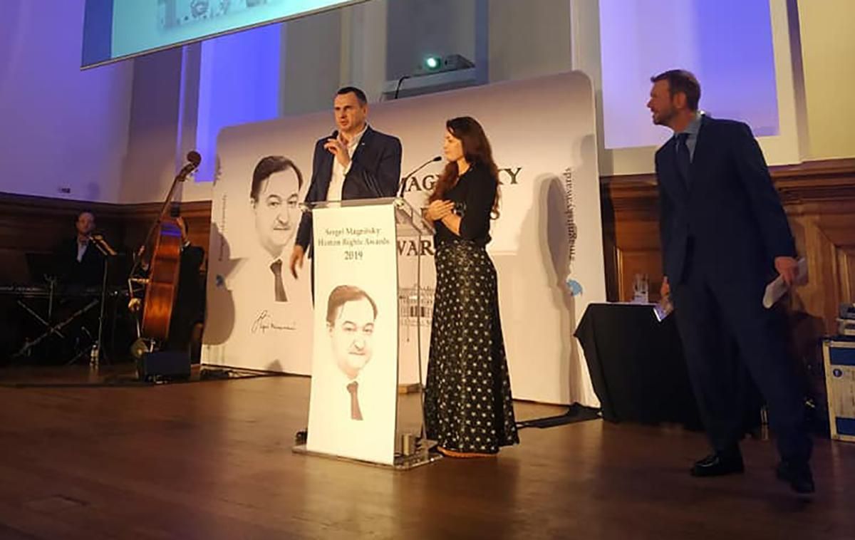 Сенцов отримав премію імені Магнітського: "Тепер у Росії бояться вбивати людей" Сенцов отримав премію імені Магнітського: "Тепер у Росії бояться вбивати людей"