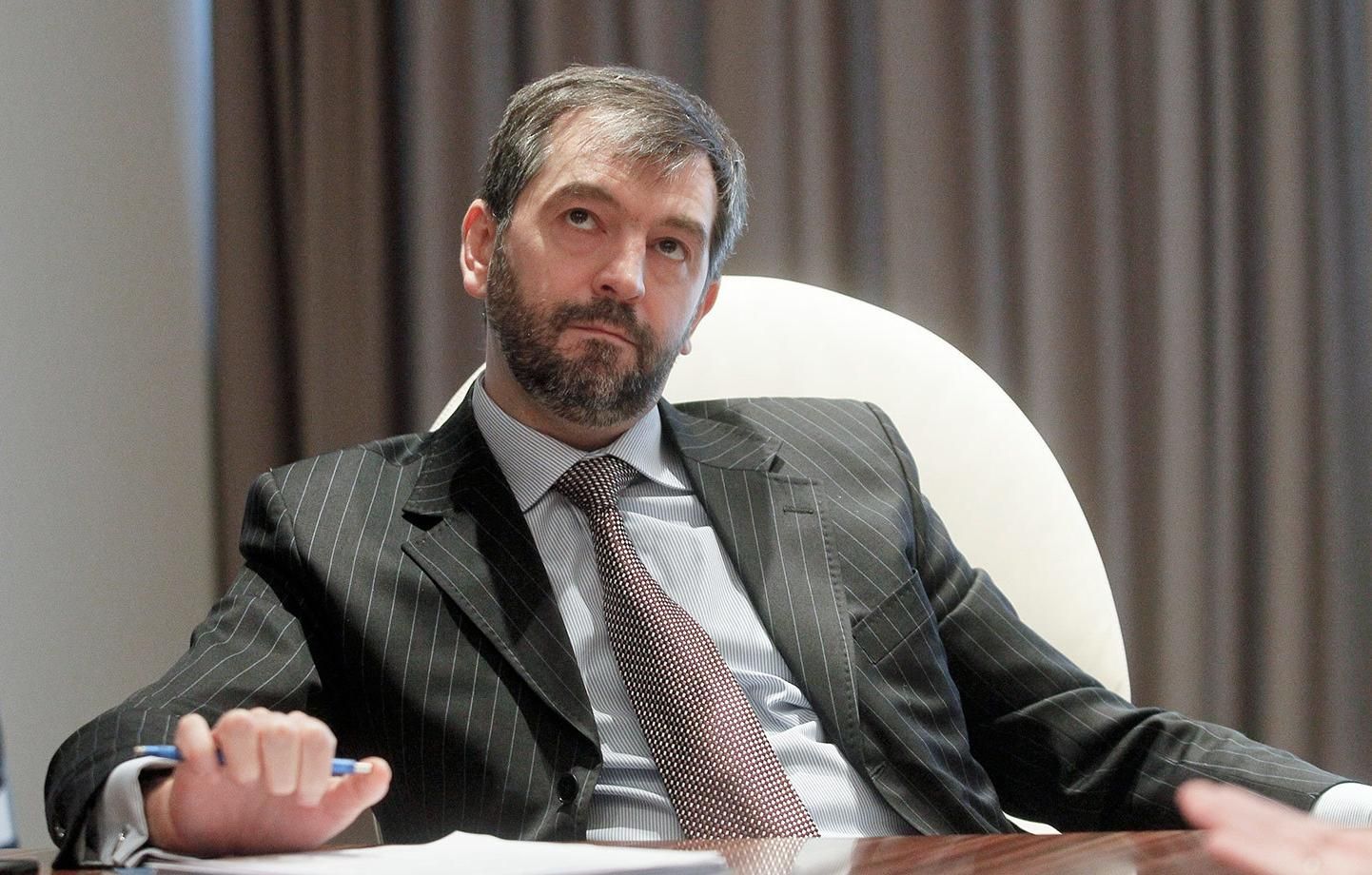 Скандал у "Слузі народу": чоловіка Скороход відпустили під нічний домашній арешт Скандал у "Слузі народу": чоловіка Скороход відпустили під нічний домашній арешт