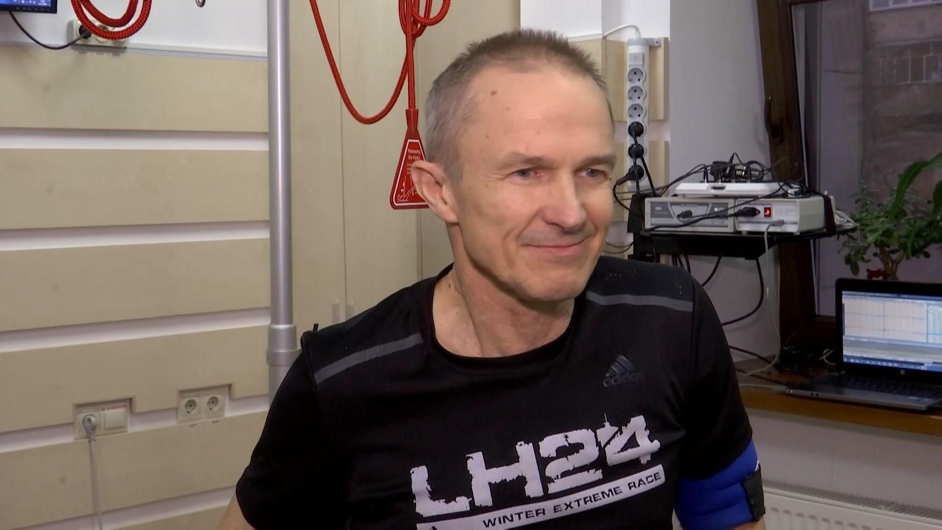 Знову почав ходити: мотивуюча історія українського захисника Знову почав ходити: мотивуюча історія українського захисника