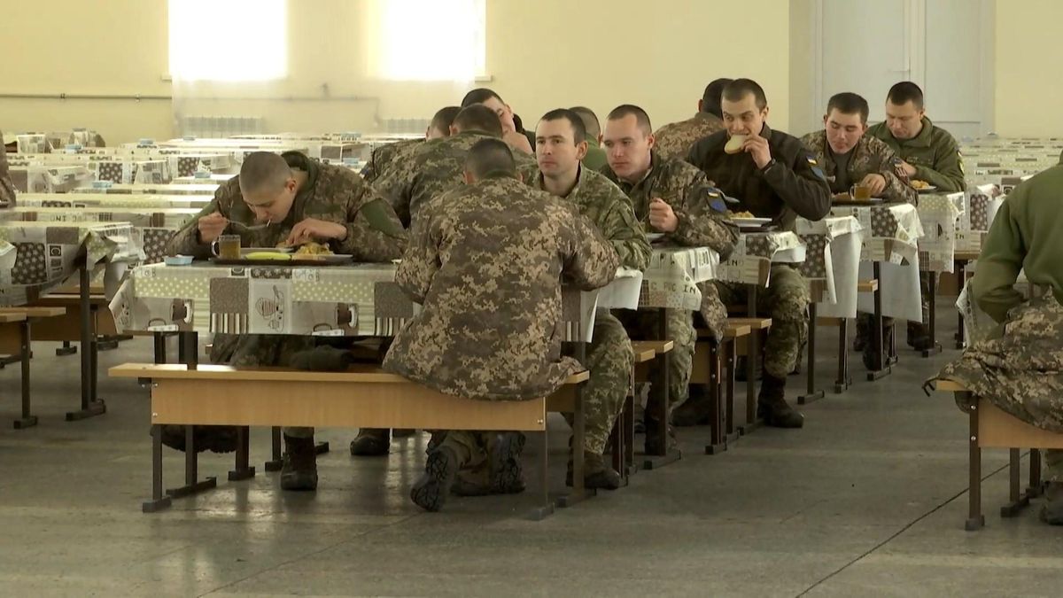 Нова система харчування для військових під загрозою: деталі Нова система харчування для військових під загрозою: деталі
