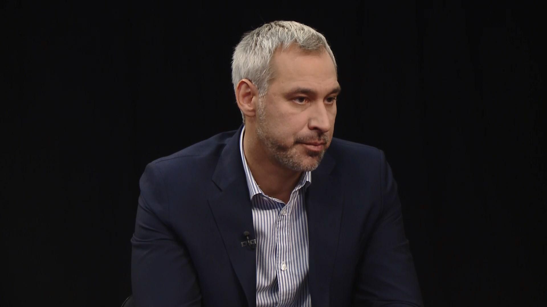 Пока этот сценарий провалился, – Лещенко о конфликте Коломойского и Рябошапки Пока этот сценарий провалился, – Лещенко о конфликте Коломойского и Рябошапки