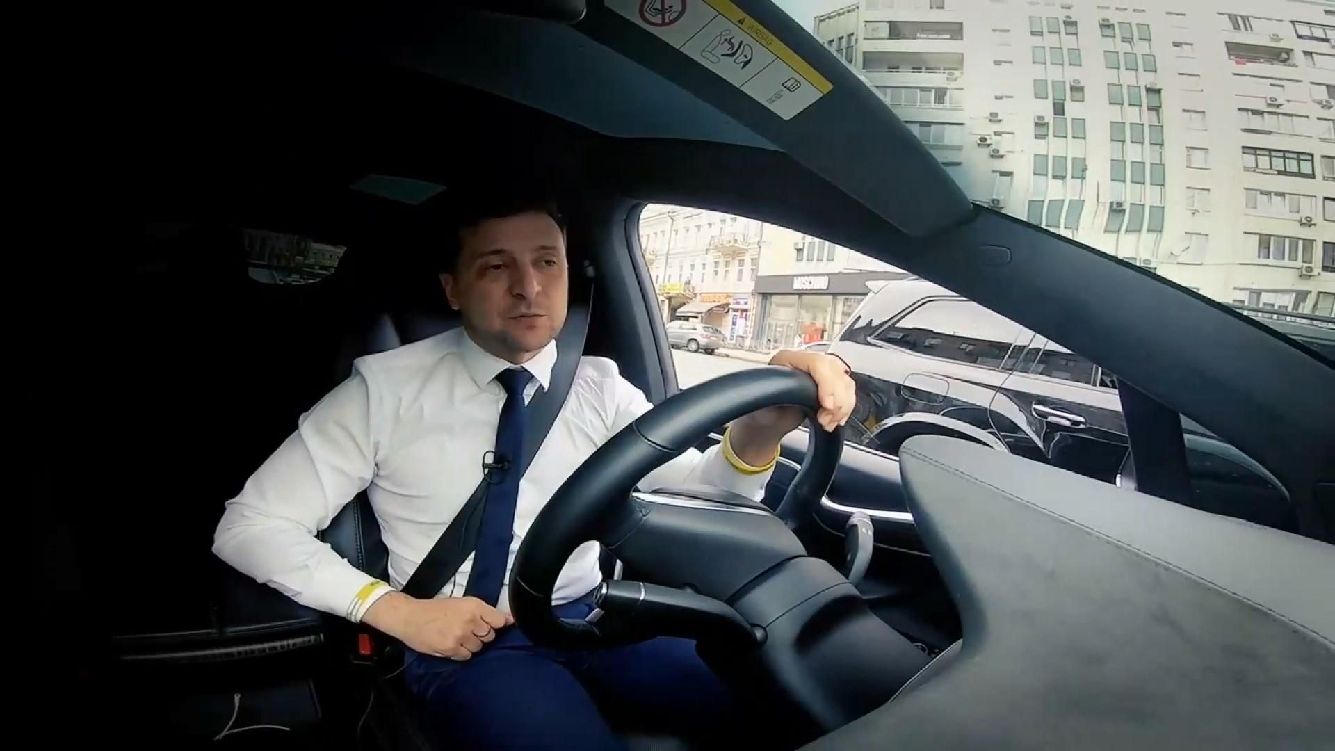 Зеленський та ЗМІ: чи здатні блоги замінити класичні медіа Зеленський та ЗМІ: чи здатні блоги замінити класичні медіа